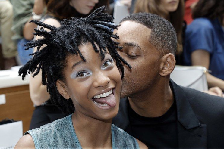 willow-smith-will-smith-chanel-couture-july-2016-2-b2d9408acf994695cd1246dc2ec873e2.jpg