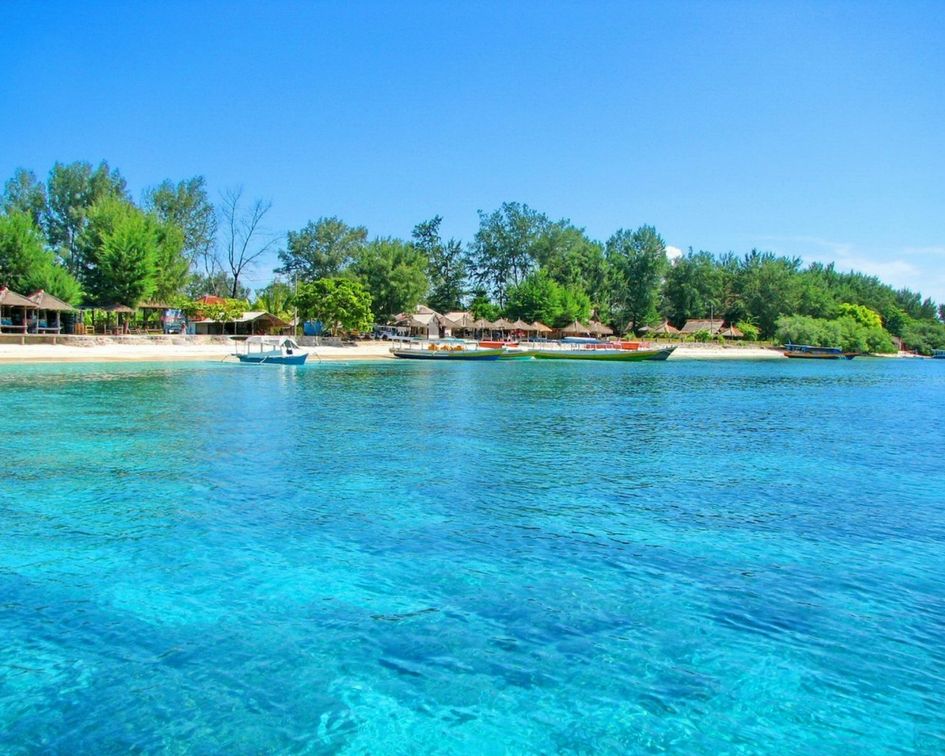 3 Wisata Pantai Terindah di Indonesia yang Diakui Dunia 