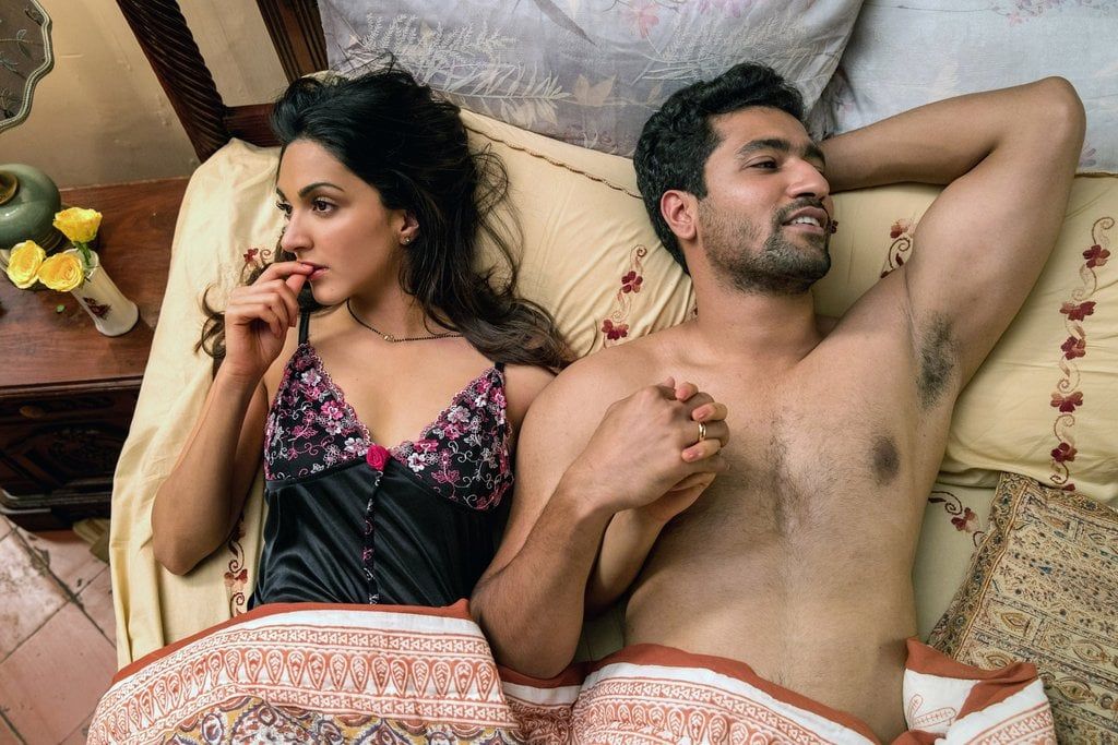 Индийское порно жены с мужем на кухне