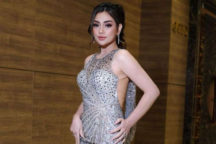 Potret Terbaru Celine Evangelista Makin Seksi