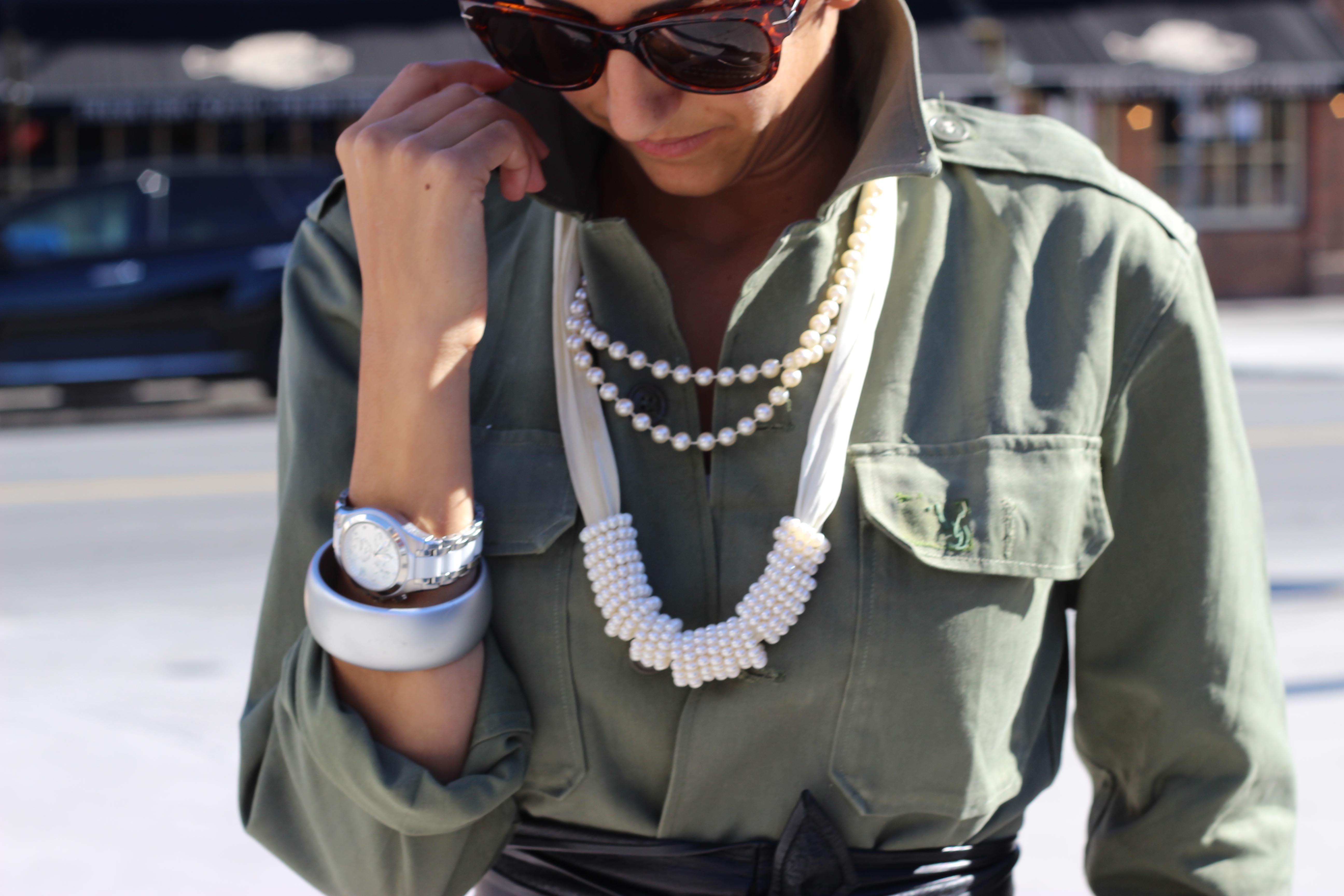 Maximize Your Look with Super Cool Accessories Layer Tricks!