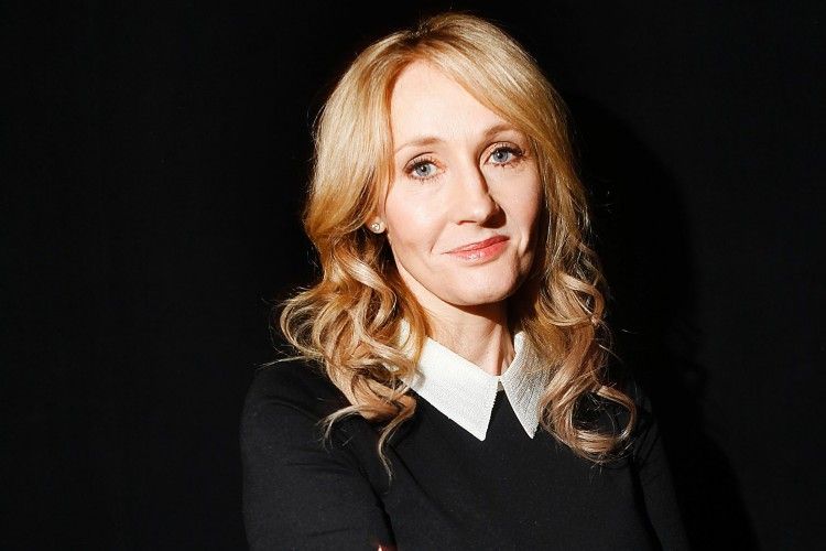 Pelajaran Hidup dari J. K. Rowling yang Membuatmu Siap Terjatuh Berkali-Kali