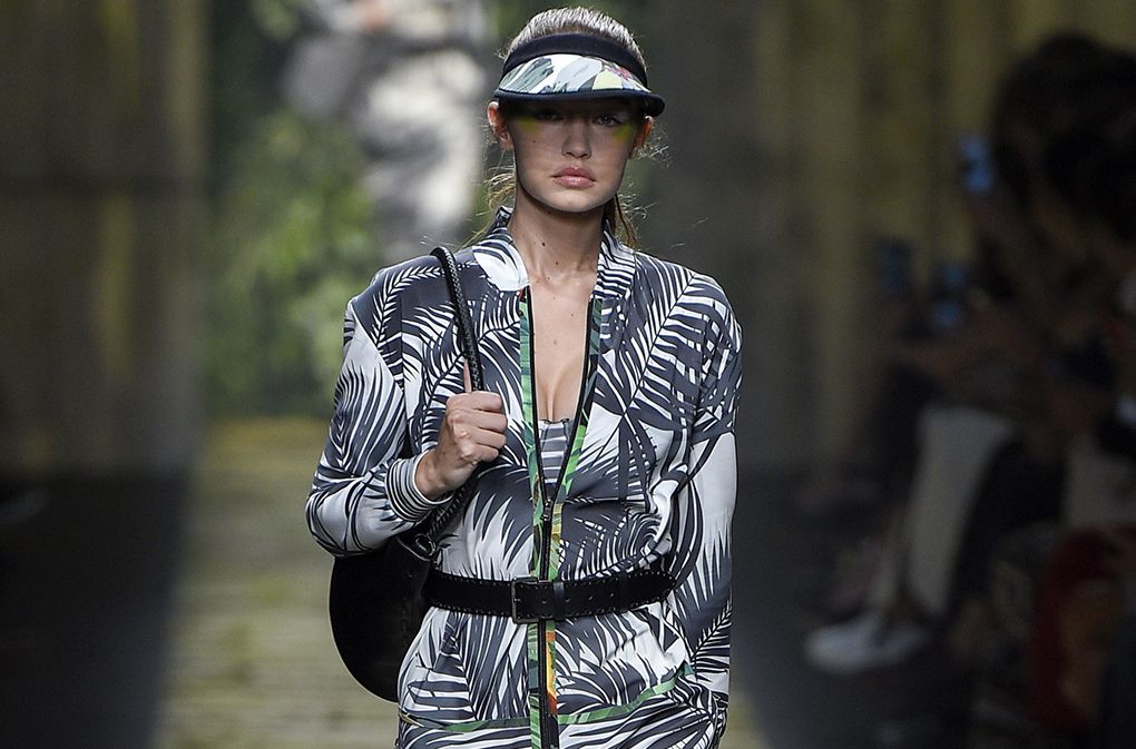 12 Hal yang Menghebohkan Di Milan Fashion Week