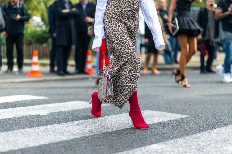 Intip Deretan Sepatu Street Style Terkeren Di Sepanjang Bulan Fashion Week