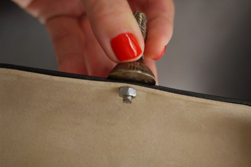 Easy and Quick DIY Make Super Chic Clutch from Glasses Case