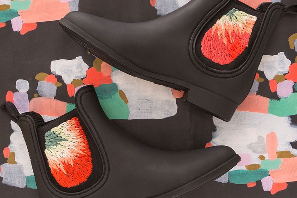 Easy and Fast DIY to Make Popbela's Favorite Embroidery Boots