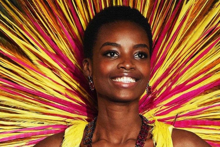 Jadi Wajah Baru untuk L'Oréal Paris, Model Ini Buktikan bahwa Keberagaman Itu Indah