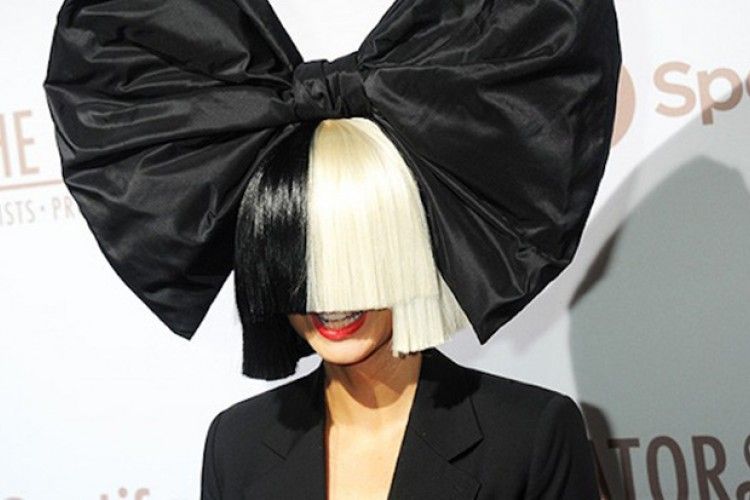 Sia Without Wig. 