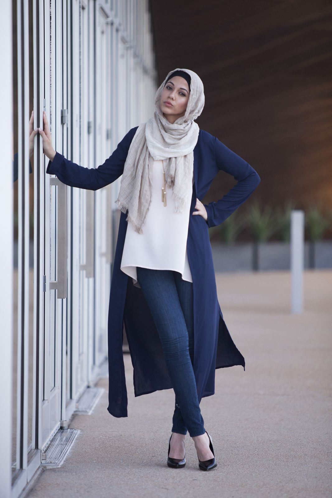 4 Outer yang Akan Membuat Gayamu dengan Hijab Semakin Stylish