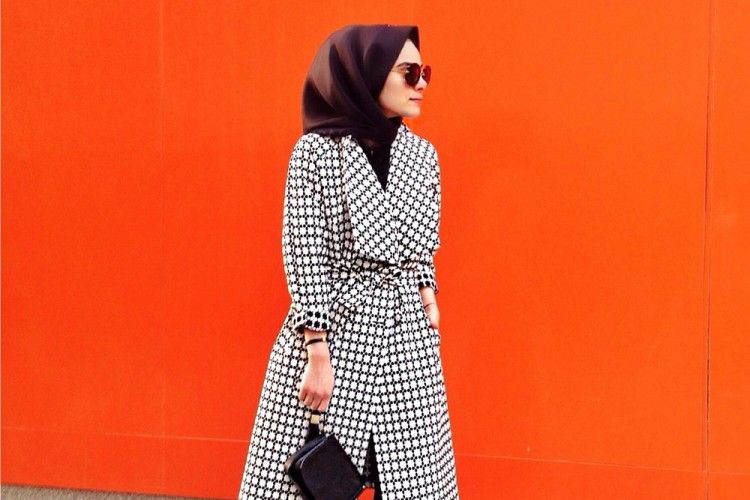 4 Outer Yang Akan Membuat Gayamu Dengan Hijab Semakin Stylish