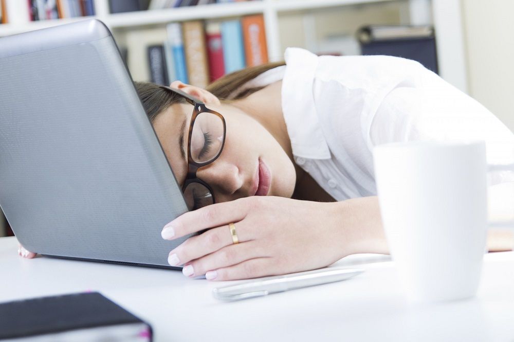 7 Tips Tetap Produktif di Kantor Meski Sedang Kelelahan