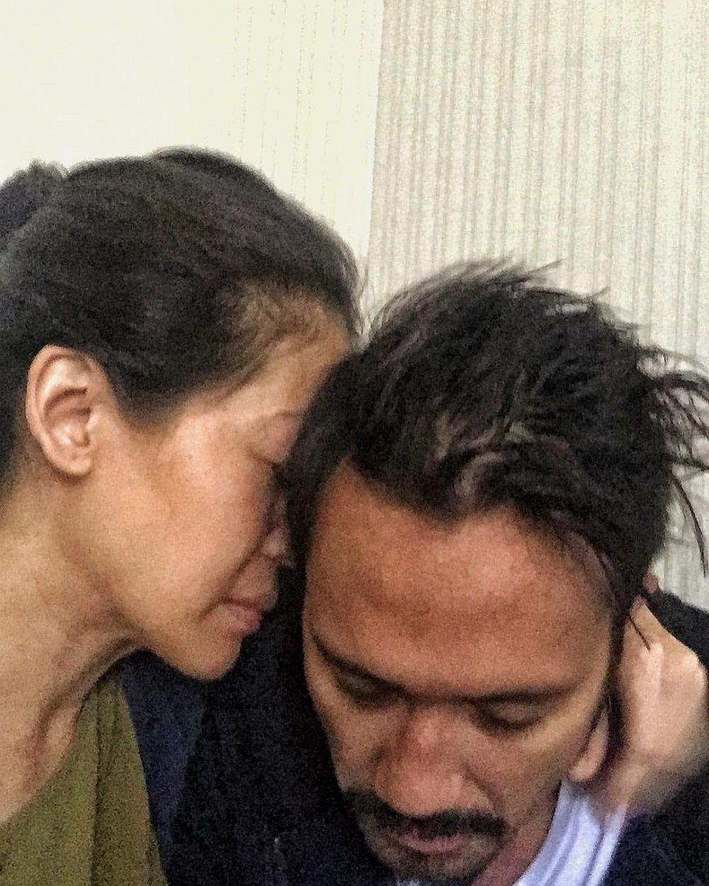 Ketergantungan Dumolid Karena Sindrom Tourette, Tora Sudiro Jalani Rehab