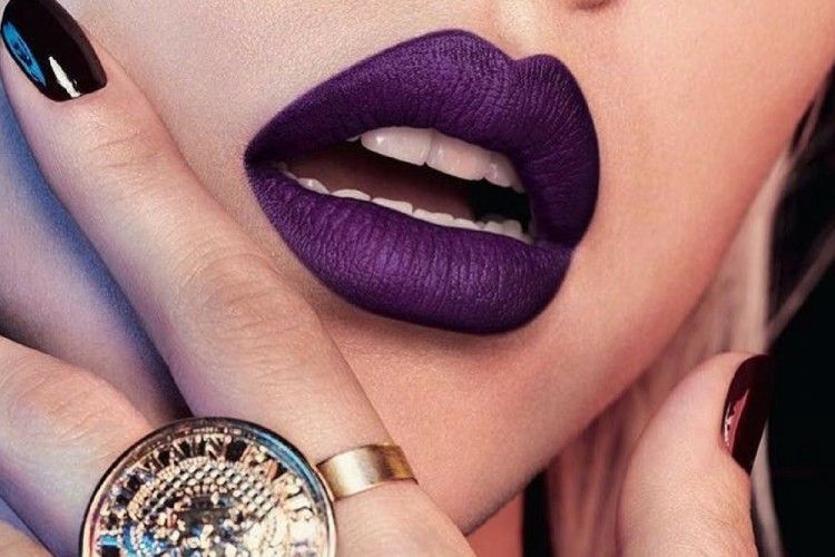 L'Oreal Paris Rilis Lipstik Terbaru dengan Merek Mode Ternama