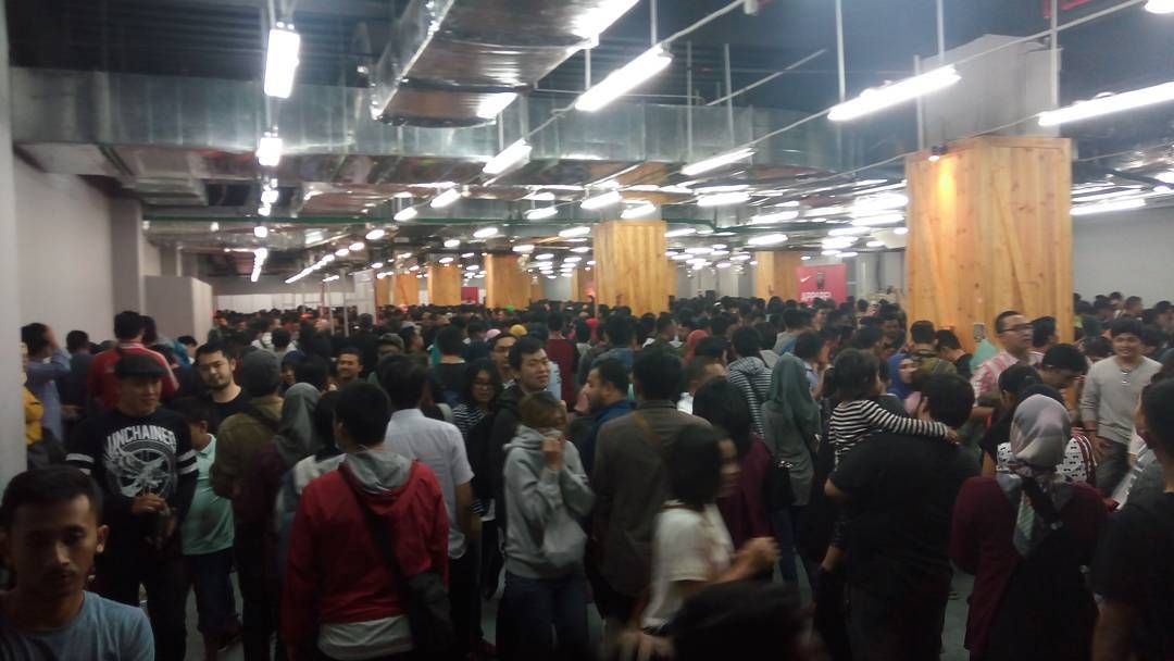 Diskon Besar, Bazar Nike di Grand Indonesia Berakhir Rusuh