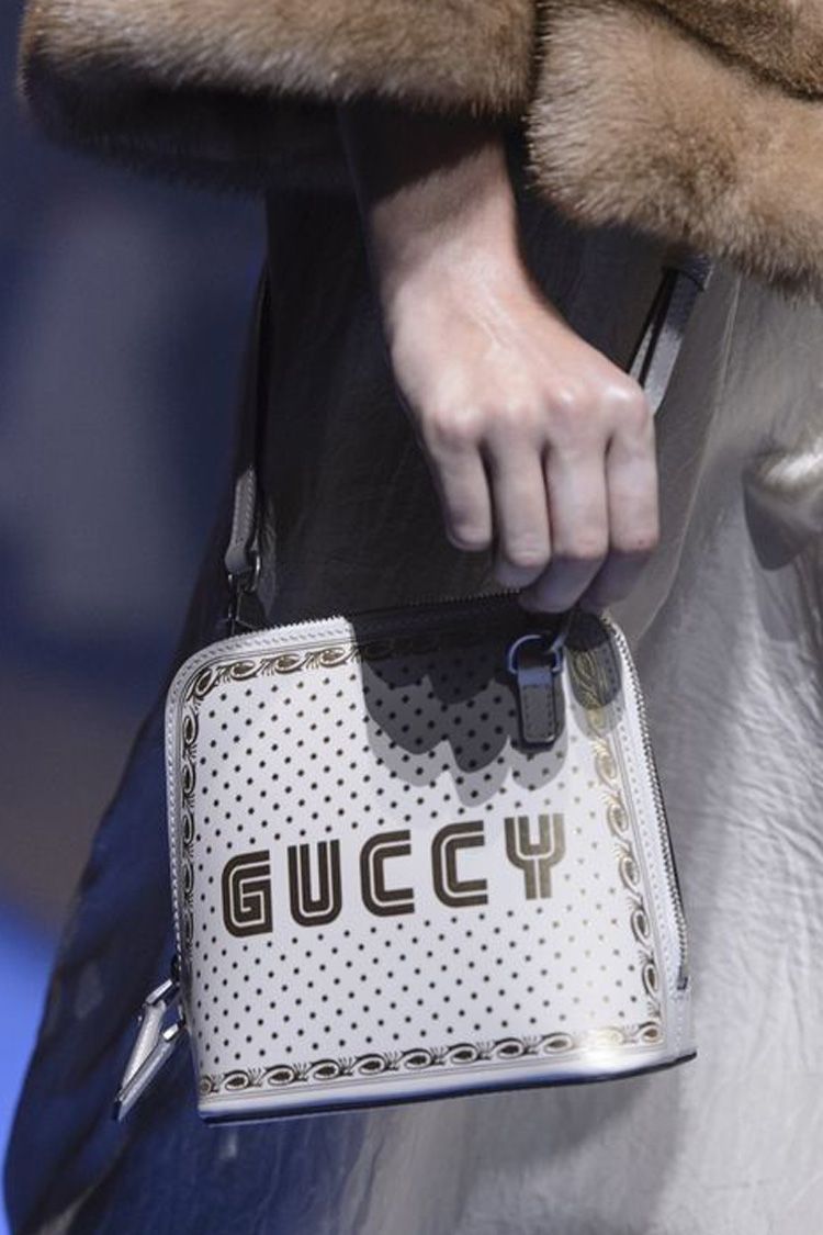 Jadi Sorotan, Ini Deretan Tas Terbaik di Milan Fashion Week