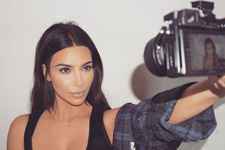 Berubah Banget, Kim Kardashian Memilih Nggak Selfie Lagi!
