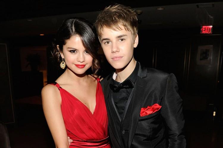 Kepergok Ciuman Selena Gomez Dan Justin Bieber Beneran Balikan