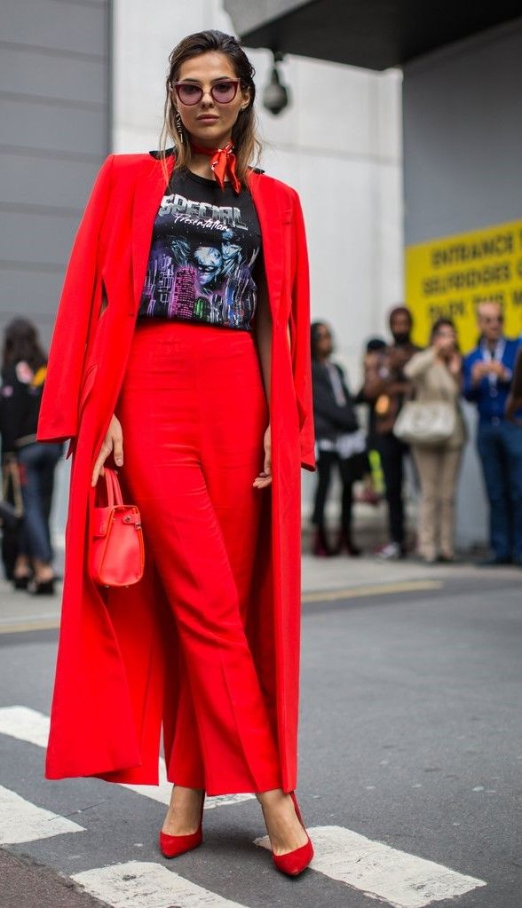 5 Tips to Look Trendy with Red Pants