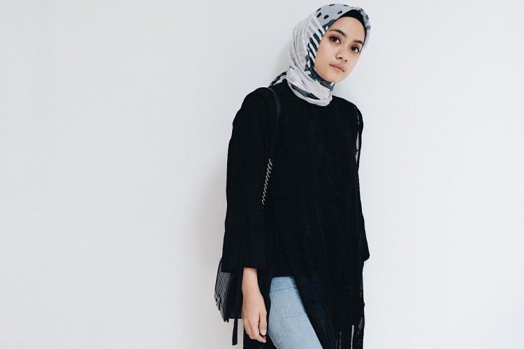 Biar Gaya Hijabmu Makin Trendi saat ke Kampus, Intip Tips dari Ayudia Yuk!