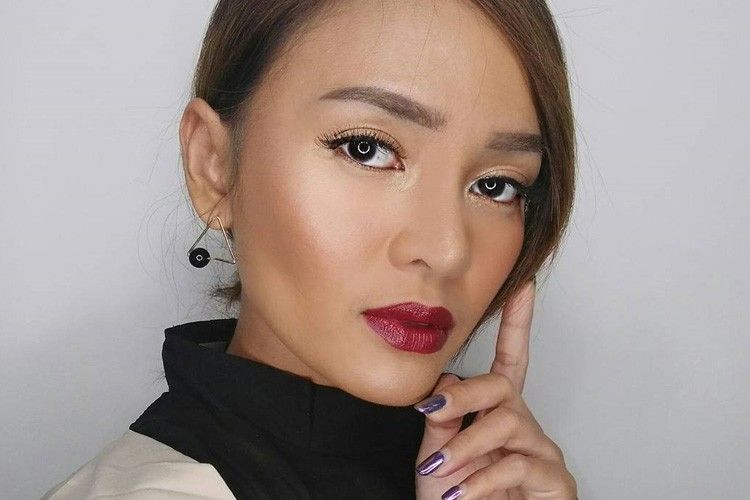 Intip Inspirasi Makeup  di Hari Natal dari Vlogger Indonesia Ini