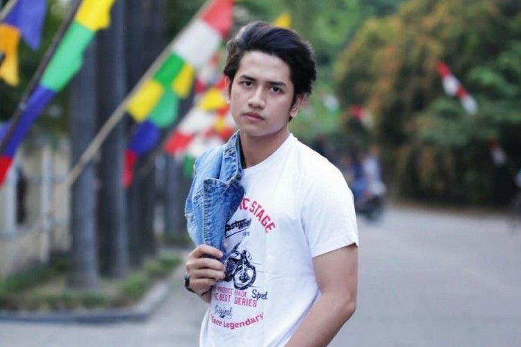 Zikri Daulay, Aktor Pendatang Baru yang Makin Eksis Aja