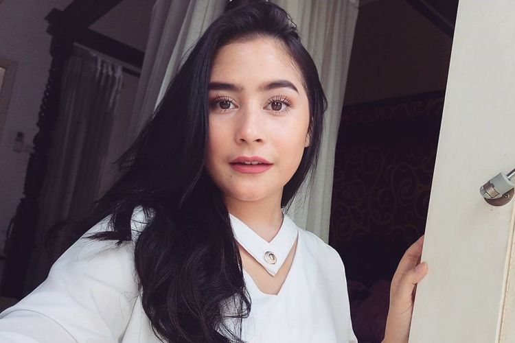 7 Tips Makeup untuk Tampil Keren di Instagram a la Prilly Latuconsina
