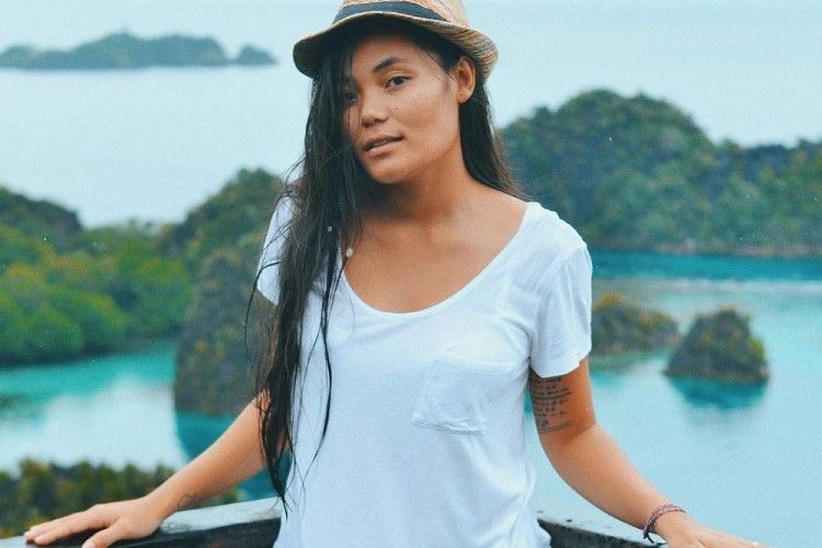 7 Fakta Wulan Russell Si Pecinta Alam Yang Menegur Ria Ricis