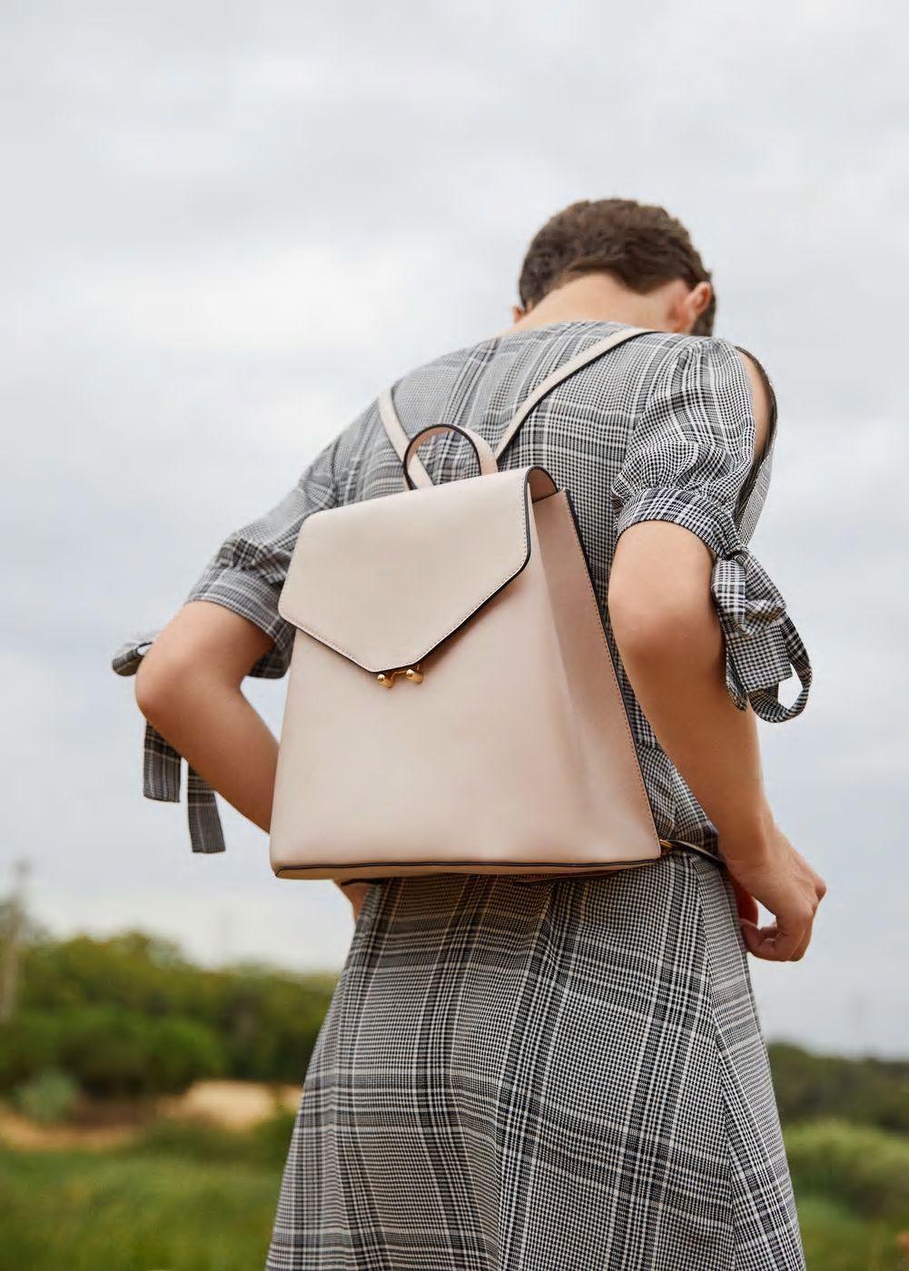 #PopbelaOOTD: Ini Jenis Tas Andalan yang Bisa Kamu Pakai Berulang-ulang