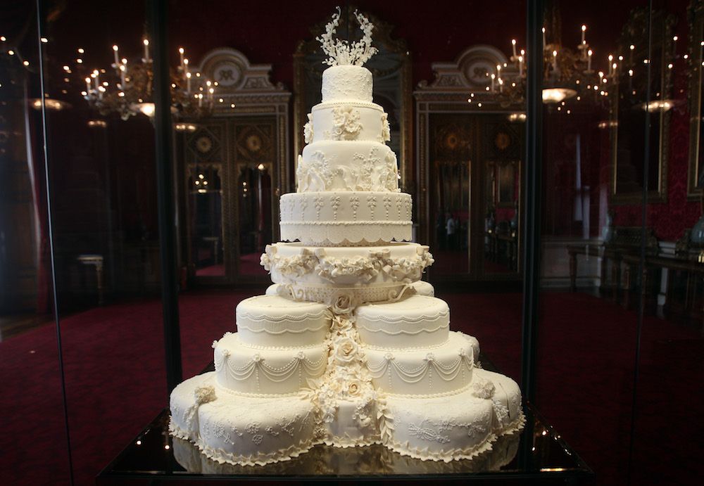 royal-wedding-cake-harry-meghan-blog1117-4c561da56d6c7ba15467b6ca21a59b05.jpg