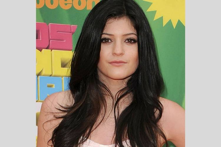 Dari Imut hingga Seksi, Ini Transformasi Kylie Jenner