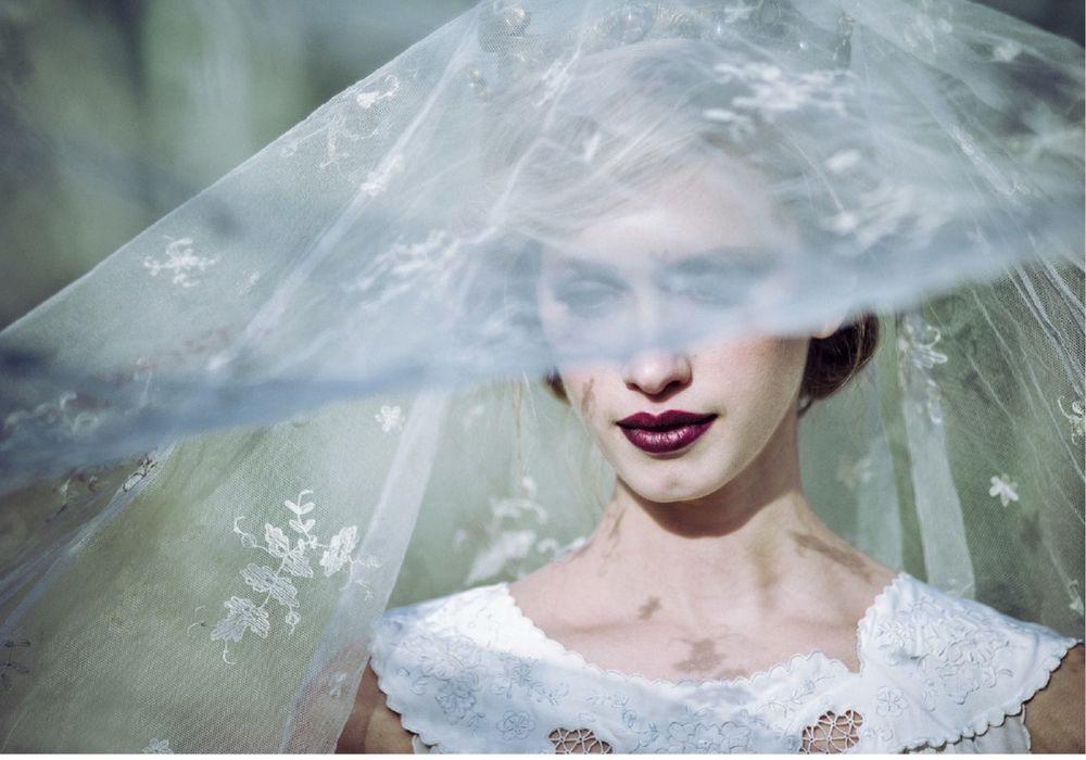 Importance!  Ask These 10 Things When Trying on Bridal Gowns