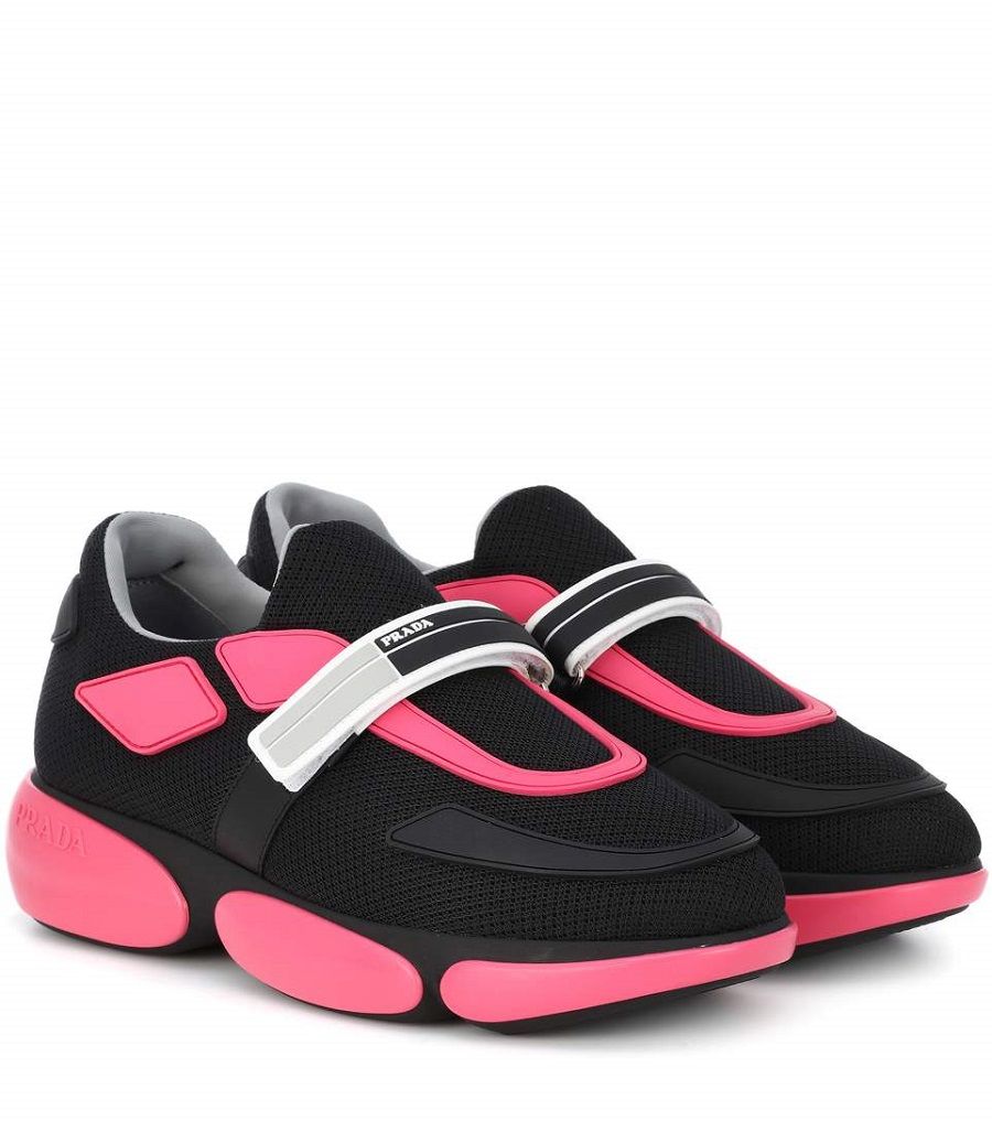 5 Sneakers Pink yang Wajib Masuk dalam List Shopping Kamu!
