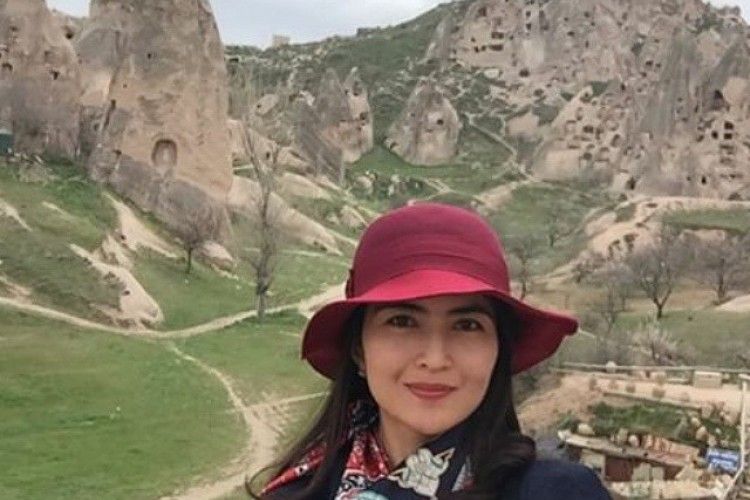 Ini Perjalanan Karier Kadek Devi Si Ratu FTV