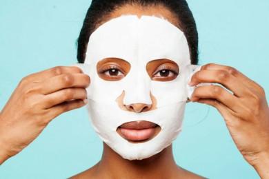 7 Tips Memakai Sheet Mask agar Hasil Lebih Maksimal