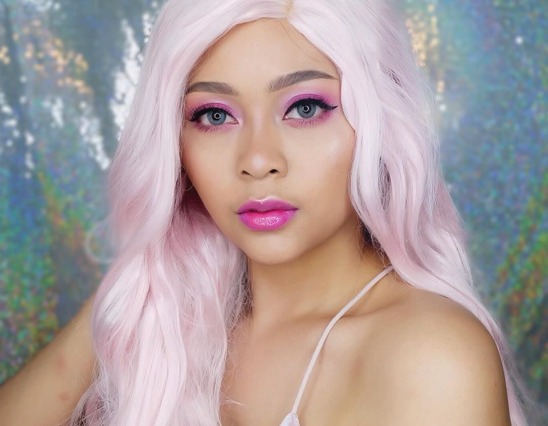 Ingin Coba Colourful Makeup? 5 Beauty Vlogger Ini Bisa Jadi Inspirasimu