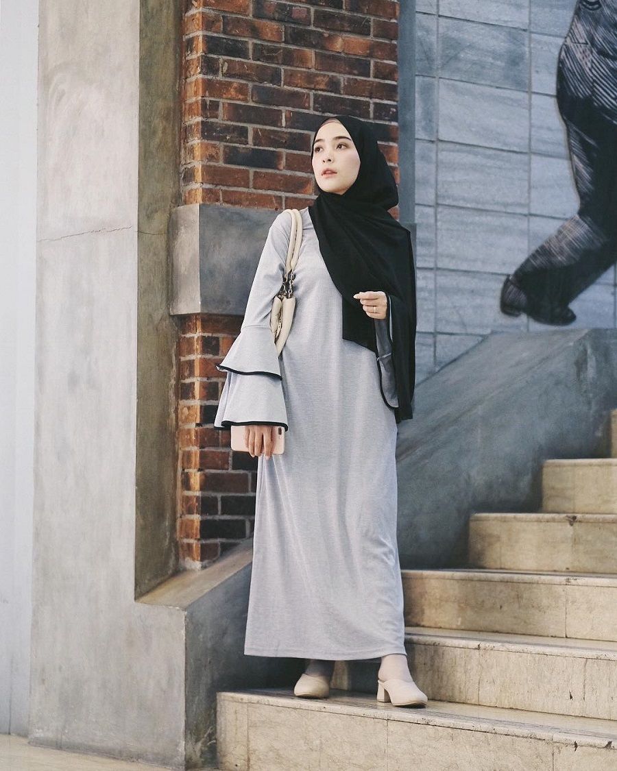 Ide OOTD Kenakan Dress Untuk Hijabers dari Hamidah Rachmayanti