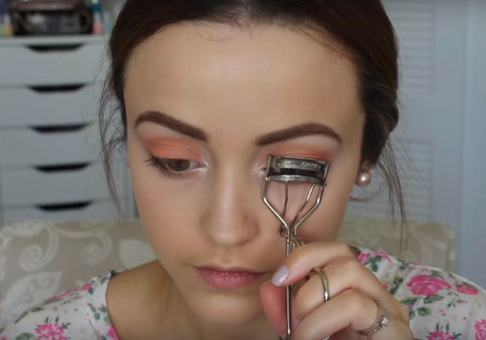 9 Tips Makeup Bernuansa Peach untuk Tampil Segar Saat Lebaran