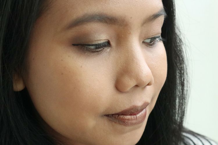 Review: Dominasi Warna Metalik dari Maybelline Make It Bronze Makeup Kit