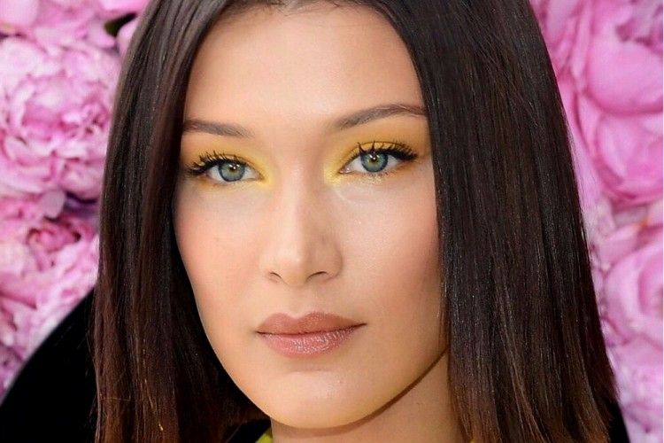 Makeup Bella Hadid Serba Kuning Jadi Tren Baru yang Patut Dicoba!
