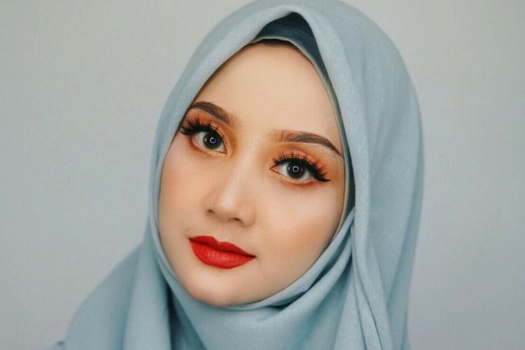 Intip Tips Makeup dari Linda Kayhz Berikut Ini Yuk!