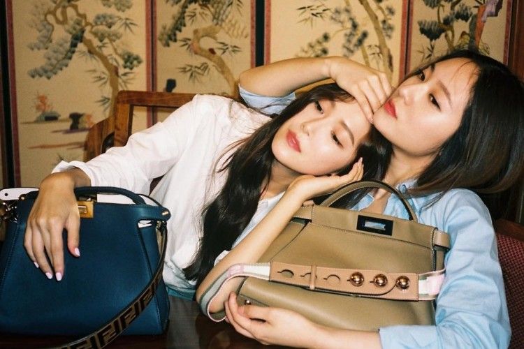 Wajah Jung Sister, Jessica & Krystal, Hadir dalam Kampanye Iklan Fendi