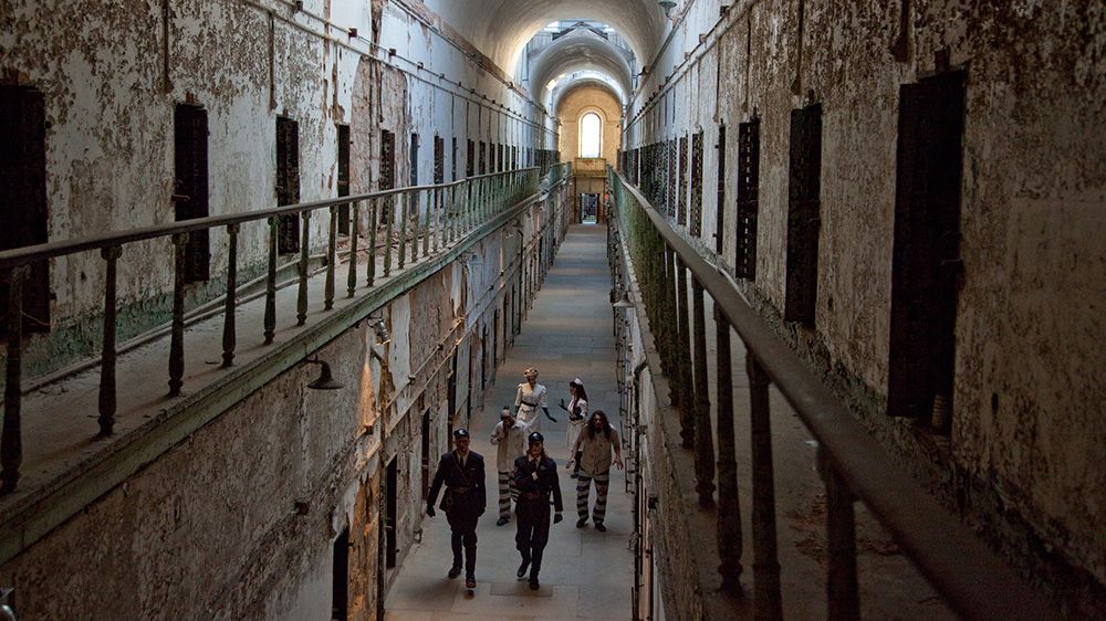 eastern-state-penitentiary-terror-behind-the-walls-m-edlow-2200vp-e60d0926b7a5843ac861dc55bc659b92.jpg