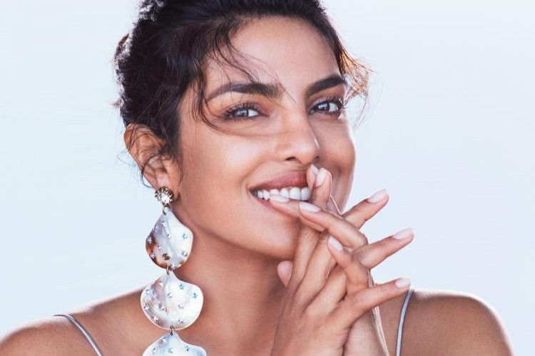 Dari Bollywood ke Hollywood, Begini Perjalanan Karier Priyanka Chopra