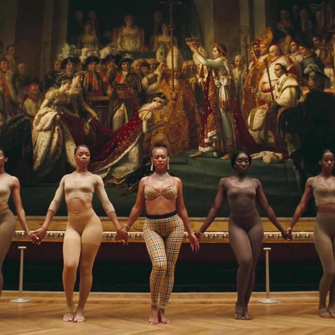 Baru Re-branding Burberry Sudah Dapat Dukungan dari Beyoncé