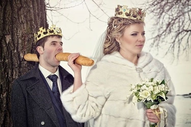 funny-weird-russian-wedding-photos-106-5ac4794949b1a-605-d25d867fb70f7f98f13b09c657a0a8b4.jpg