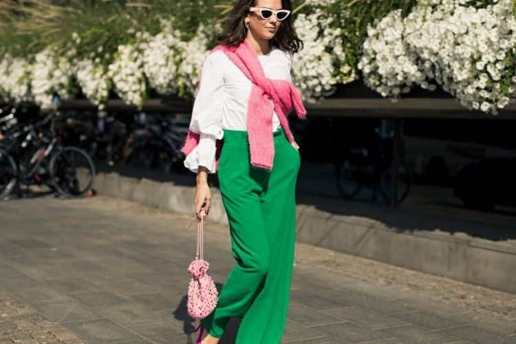 Trend Busana Colorful Mewarnai OOTD Street Style Star di Stockholm Fashion Week