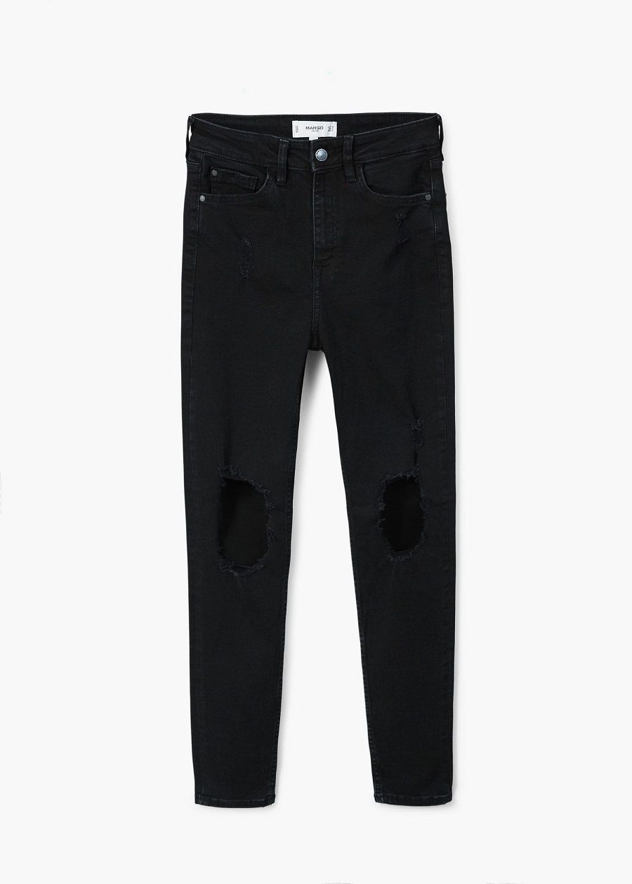 6 Black Jeans Pilihan Popbela yang Super Statement