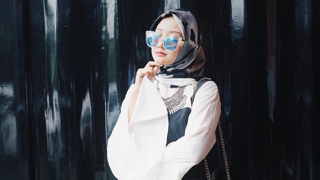 Trend & Gaya Fashion Hijab Modern dari 6 Lokal Influencer yang Harus Kamu Follow