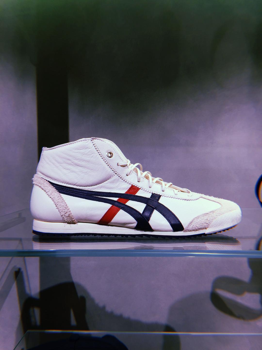 model sepatu onitsuka tiger terbaru