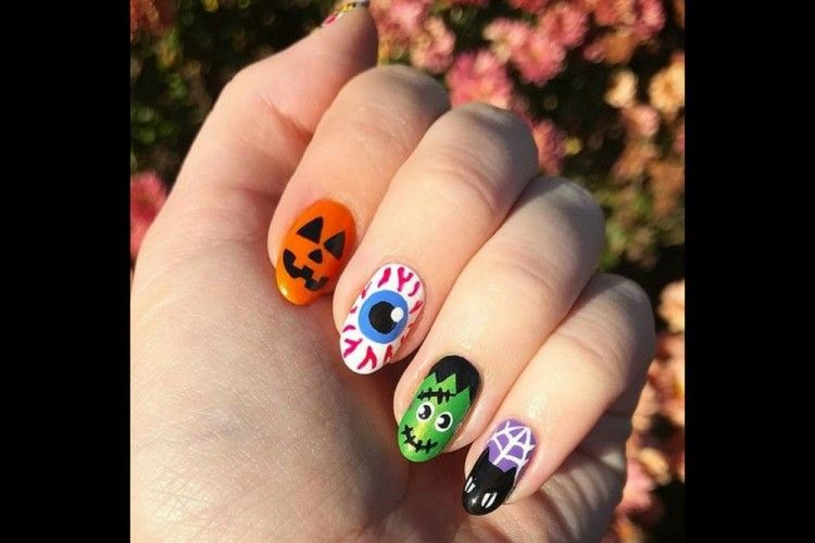 9 Inspirasi Nail Art untuk Tampil Keren di Hari Halloween 